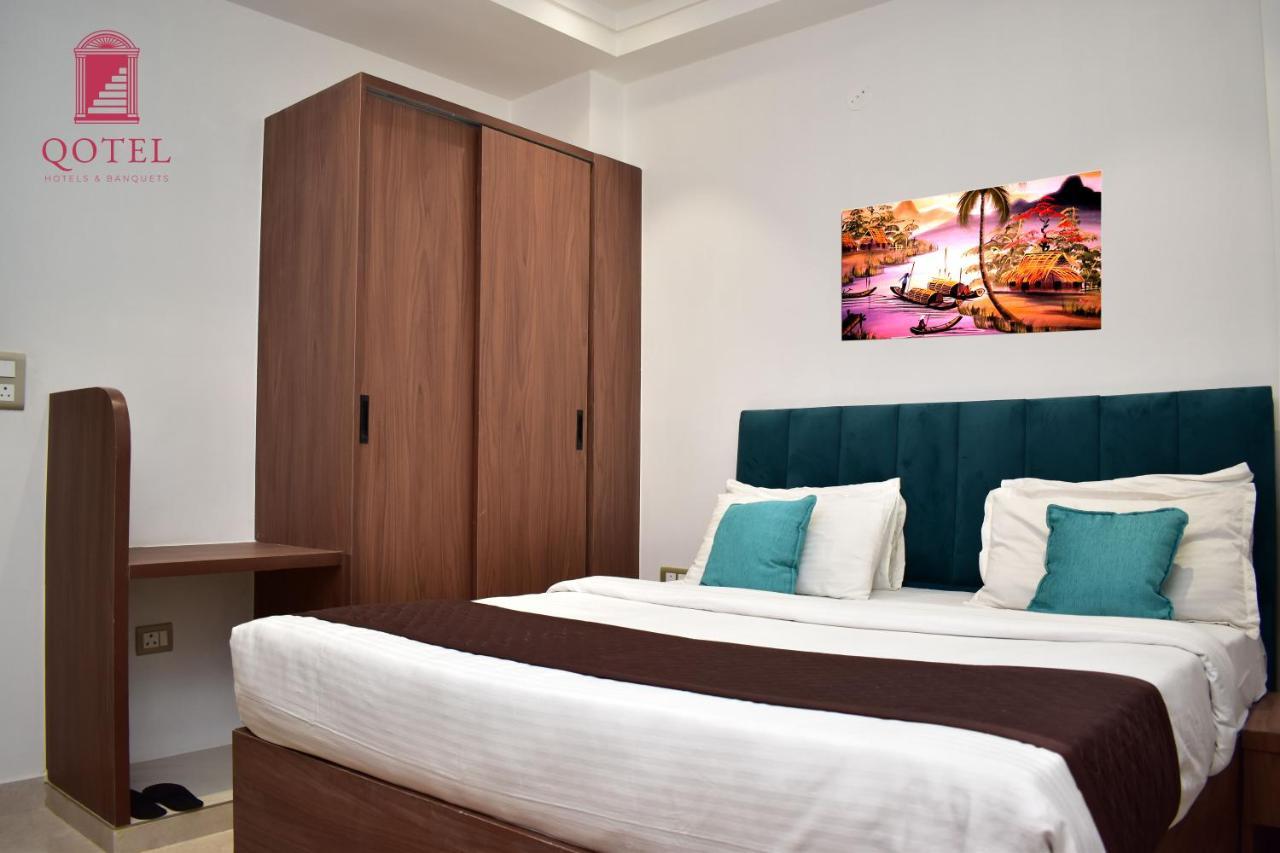 Qotel Signature Bnb-ashok Vihar Hotel