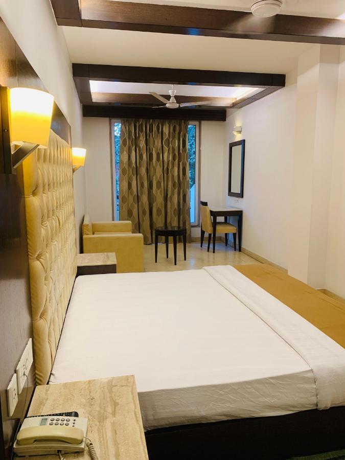 Metropolis Tourist Paharganj Hotel