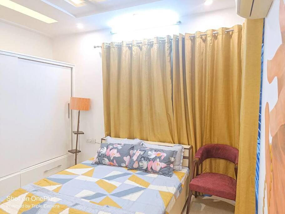 Apartment Bnbbuddy Stupendous In Shalimar Bagh New Delhi