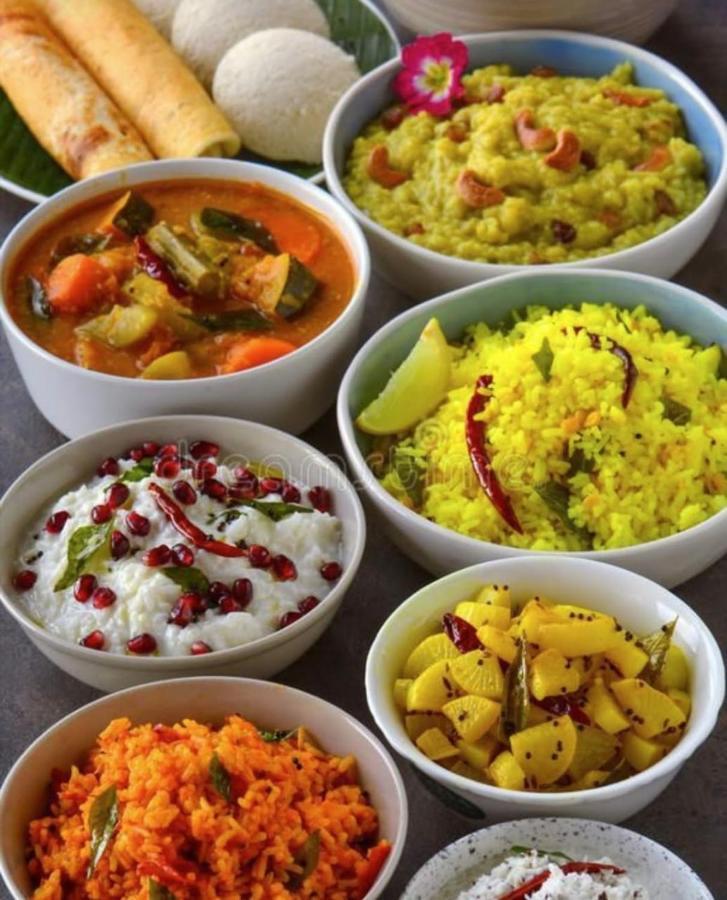 Love hotel Krish Cafe Delhi (National Capital Territory of India)