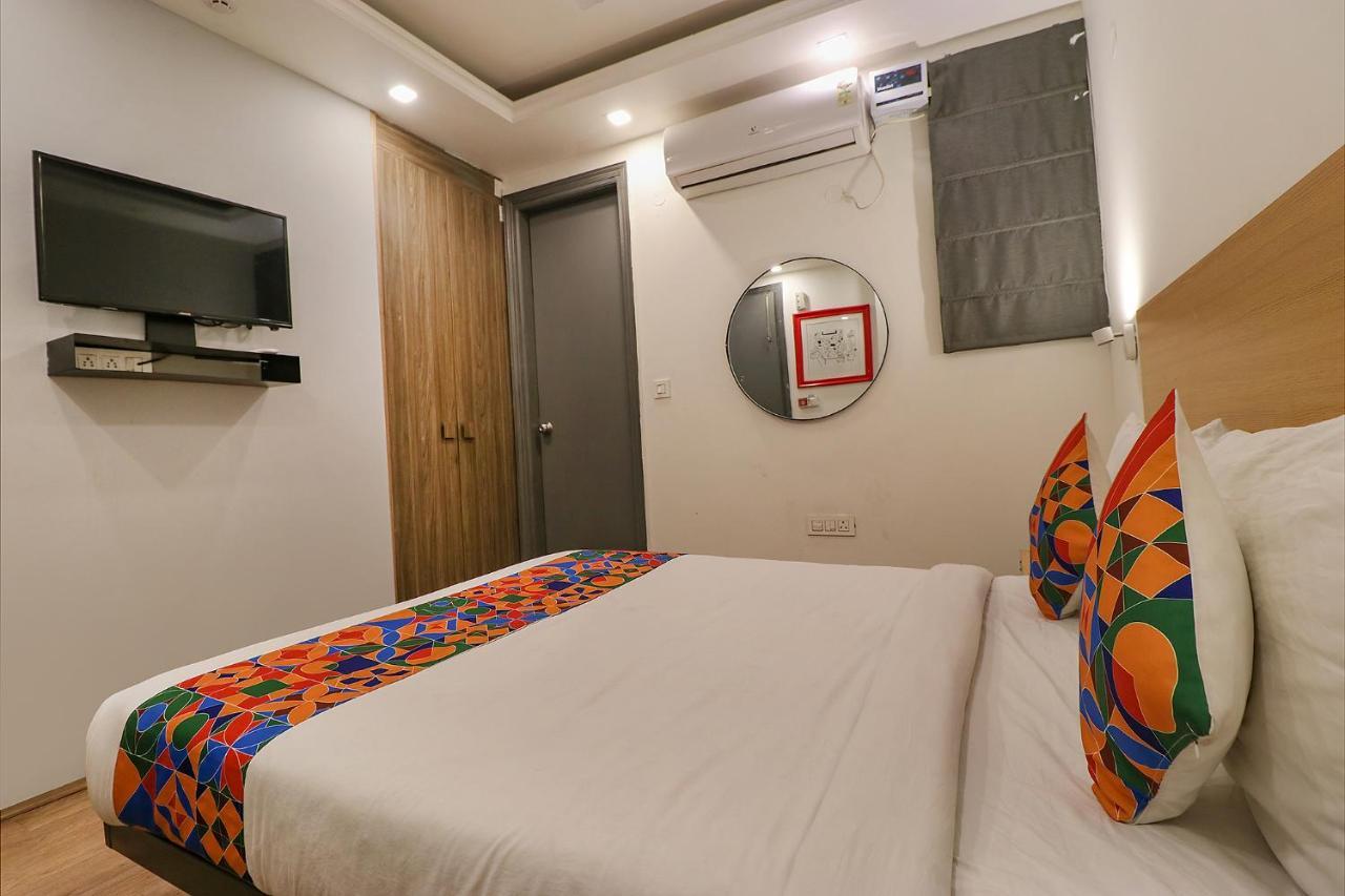 Hotel The Chaitanya Rohini Near Metro Station Sector 18