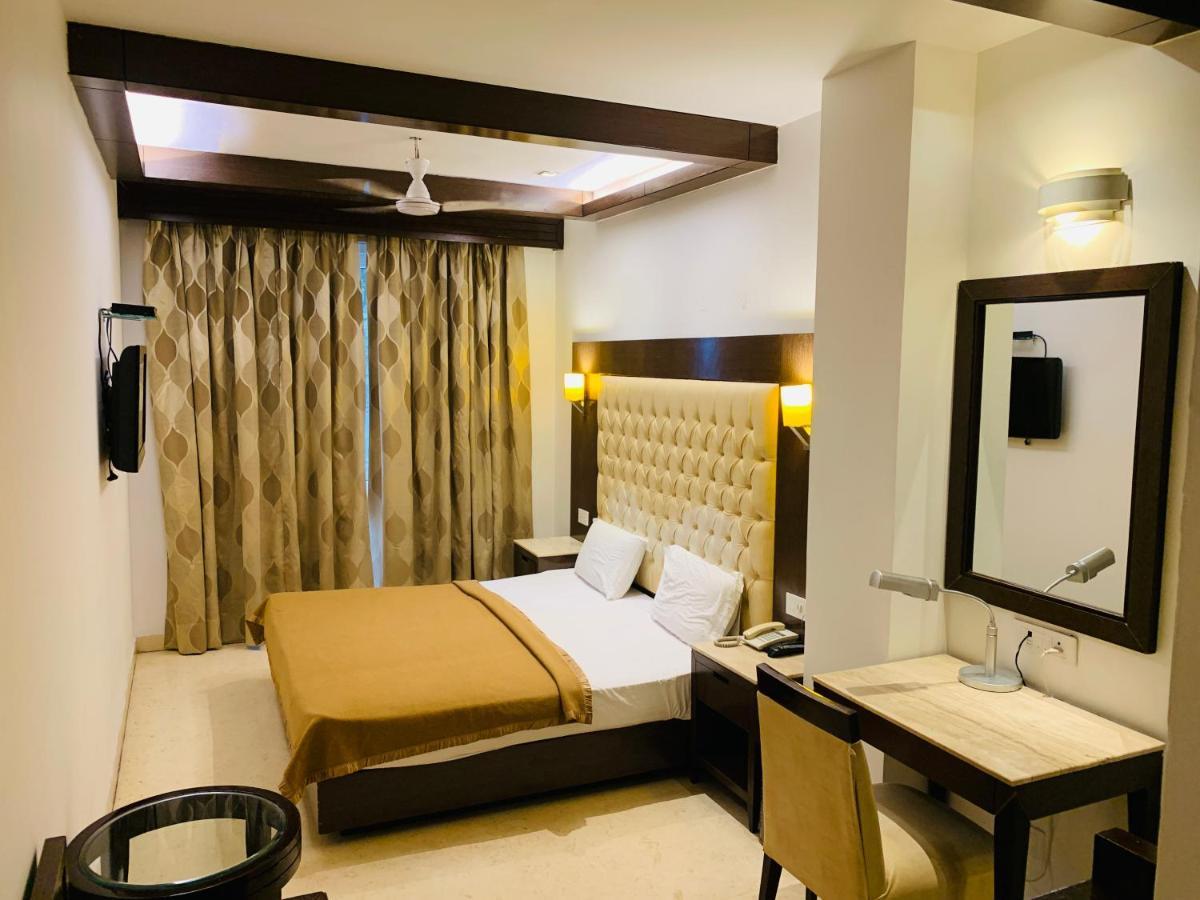 Metropolis Tourist Paharganj Hotel 3*