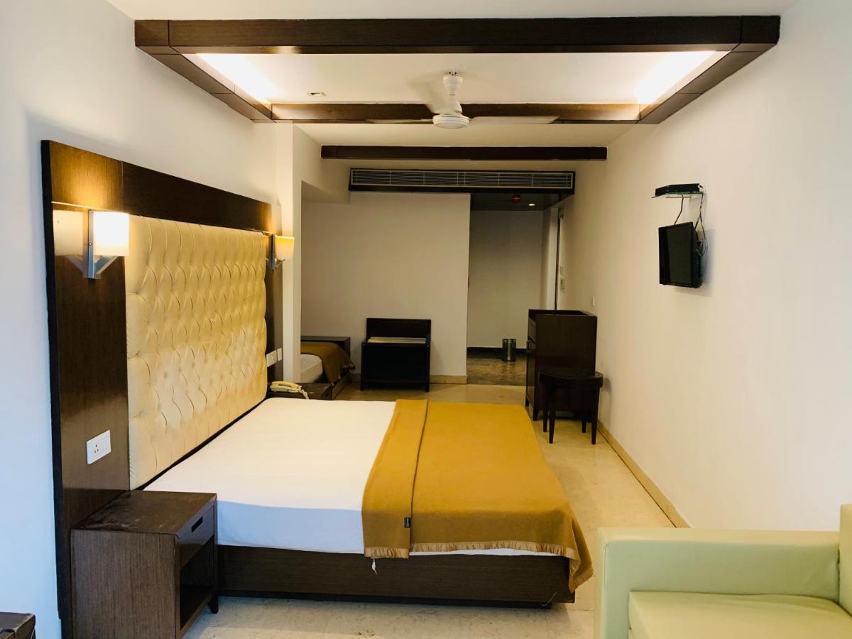 Metropolis Tourist Paharganj Hotel 3*