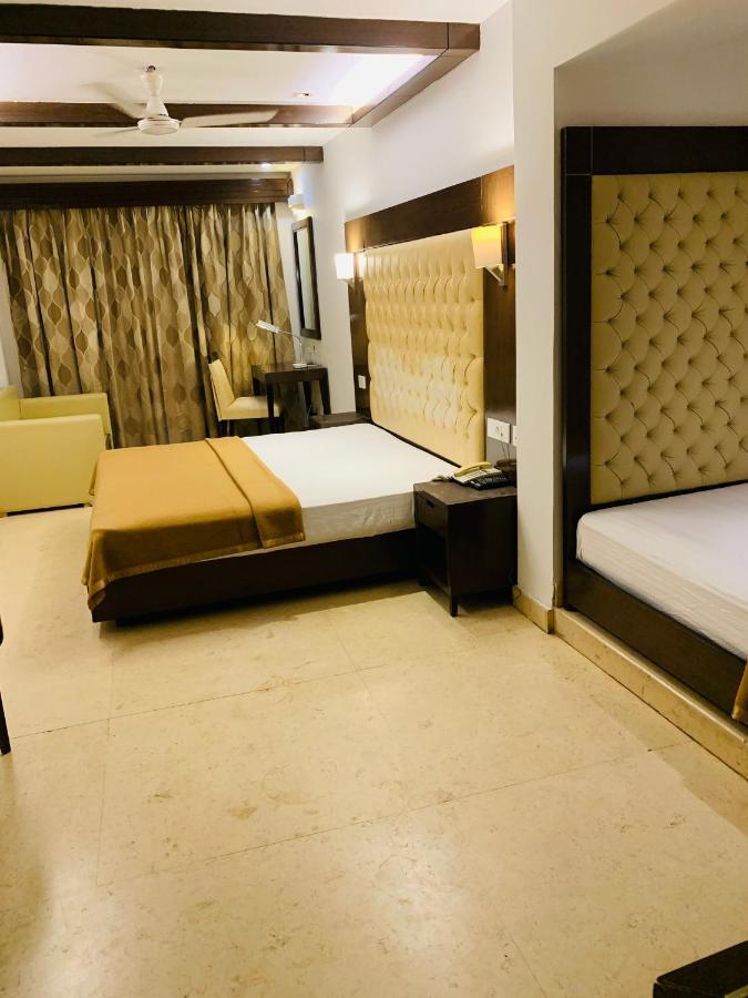 Hotel Metropolis Tourist Paharganj 3*
