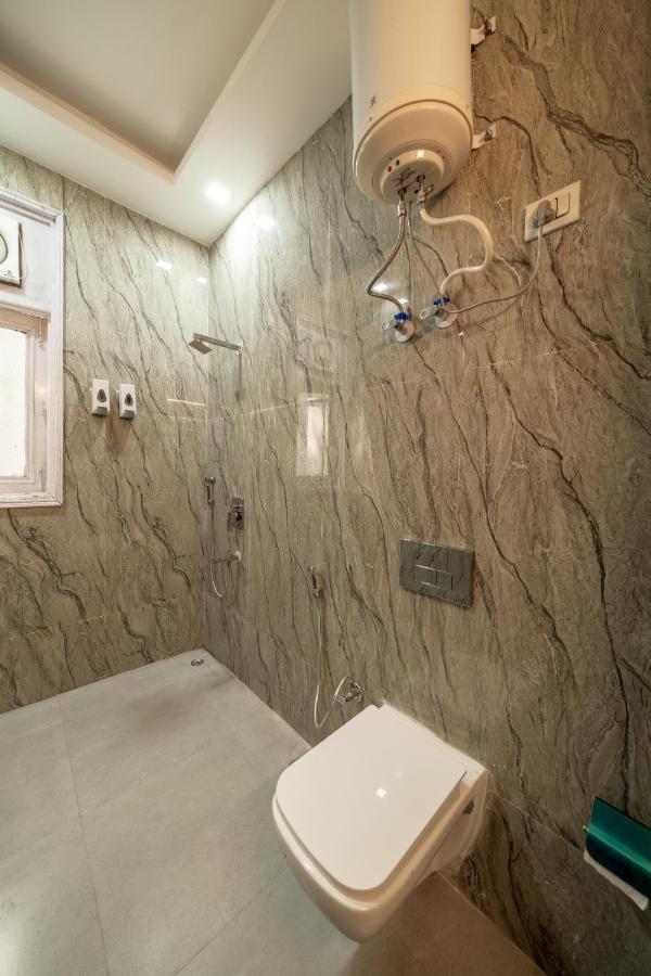 Bed & Breakfast Lime Boutique Gk-1 At Kailash Colony Metro , Greater Kailash Near Eros Nehru Place New Delhi