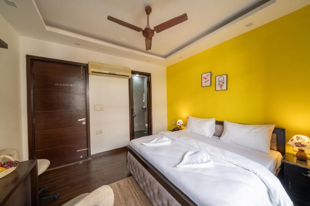 Lime Boutique Gk-1 At Kailash Colony Metro , Greater Kailash Near Eros Nehru Place New Delhi