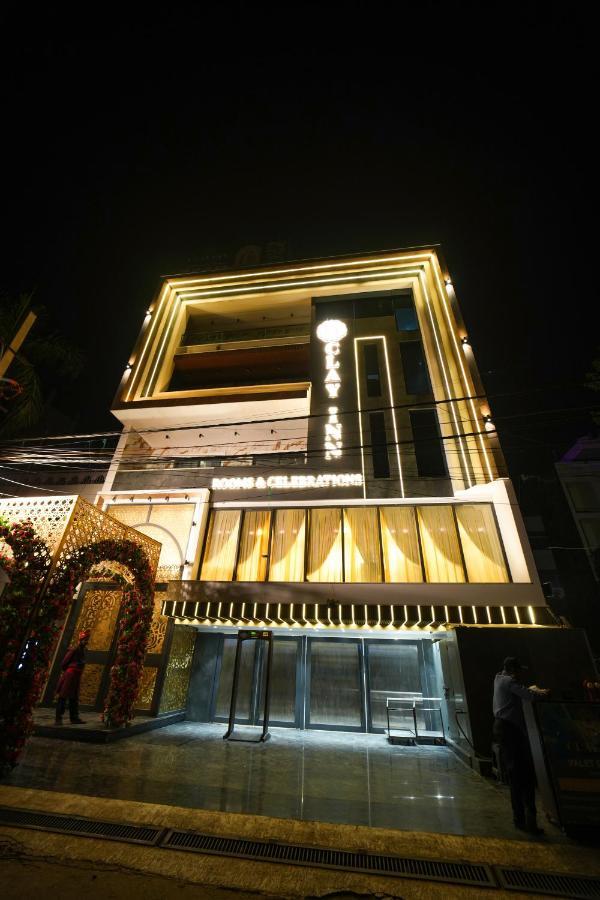 Hotel Clay Hotels, Paschim Vihar Delhi (National Capital Territory of India)