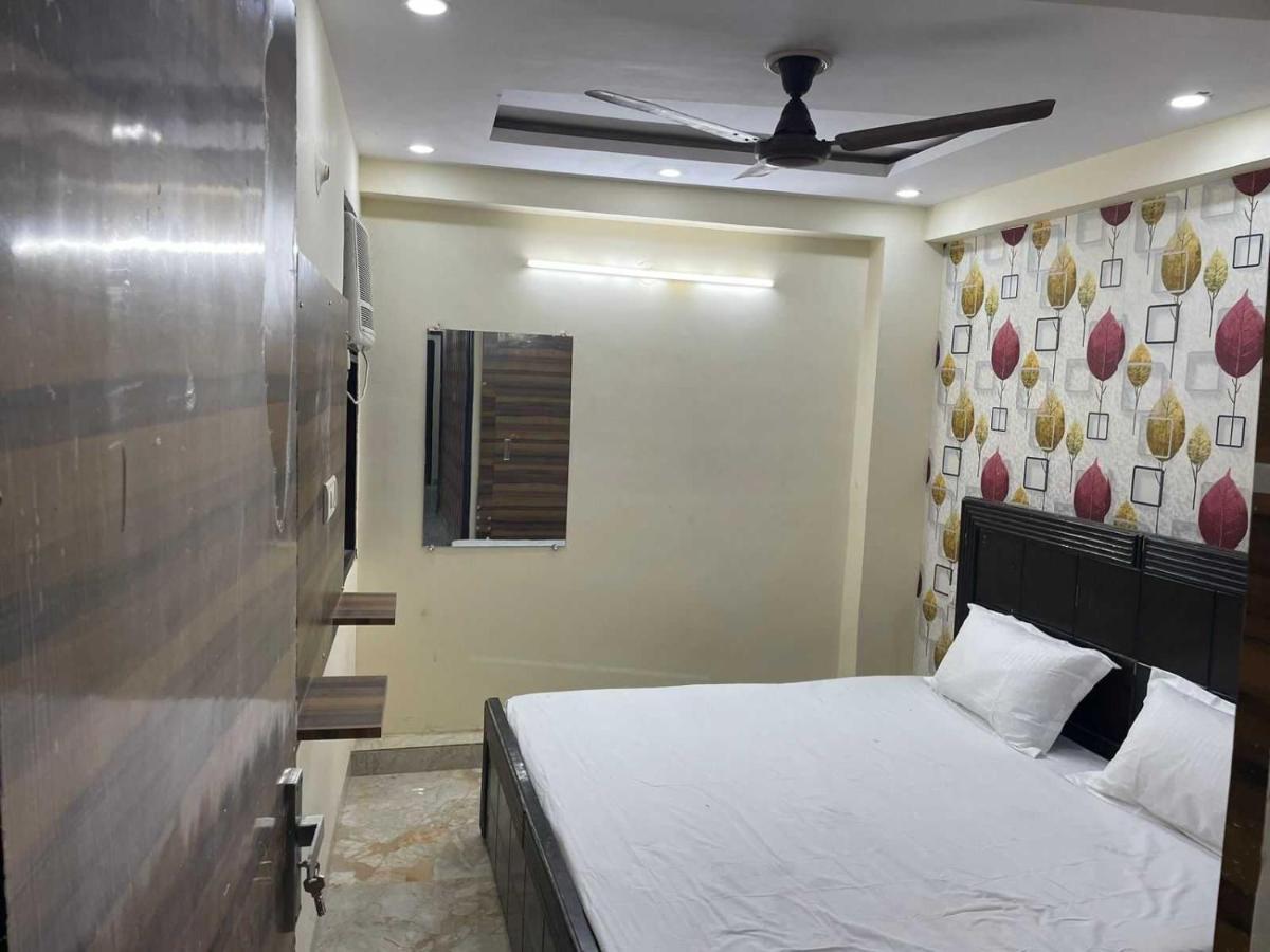 O Devansh Hotel 3*