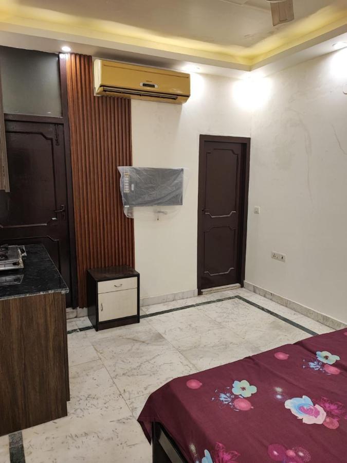 Sun Moon Residency And Apartments, In Rohini *
