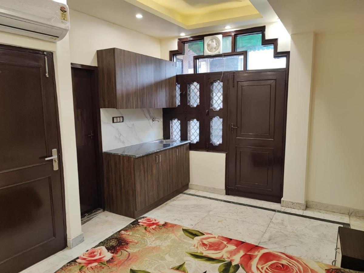 Sun Moon Residency And Apartments, In Rohini *