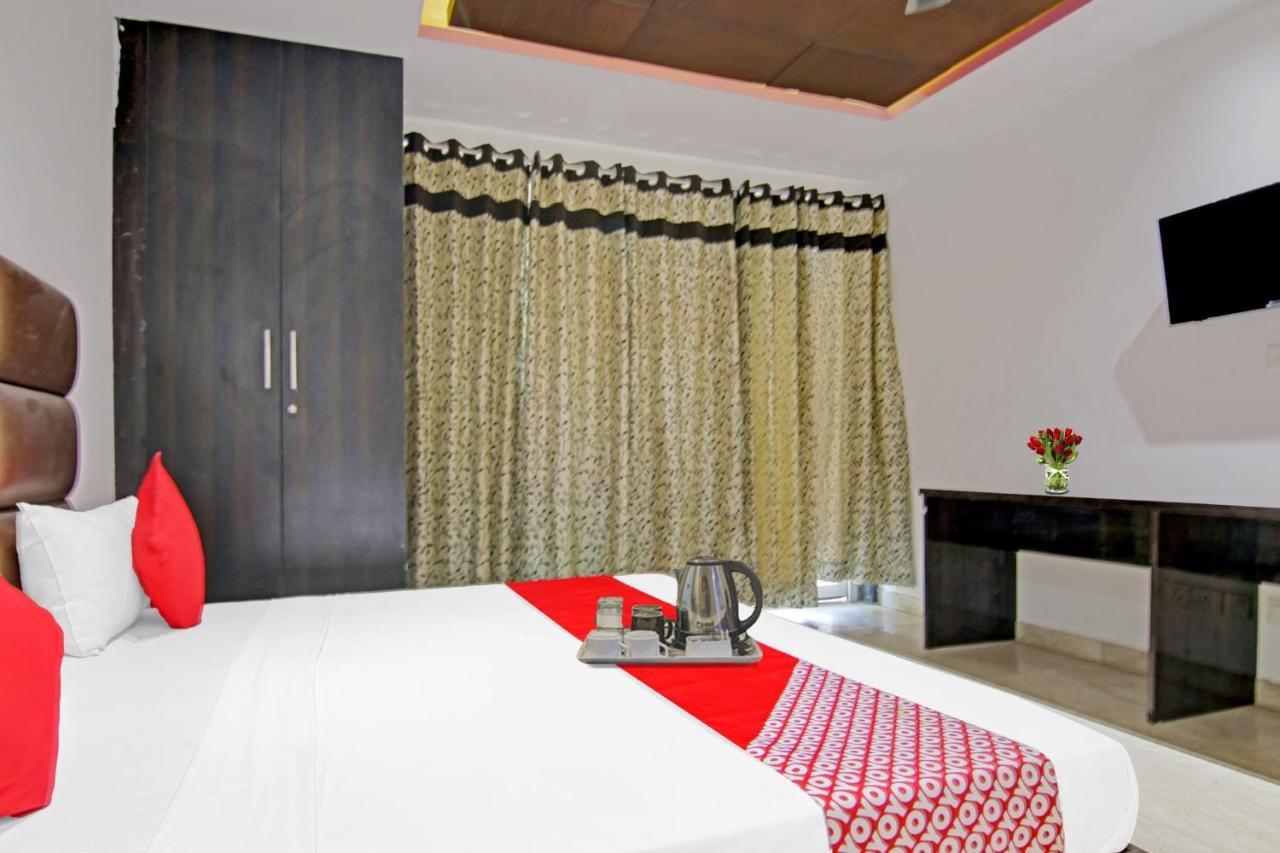 O South Galaxy Near Lotus Temple Hotel 3*