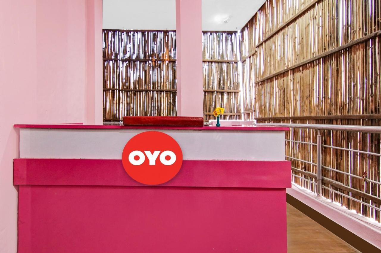 Oyo Flagship A K Galaxy Room's