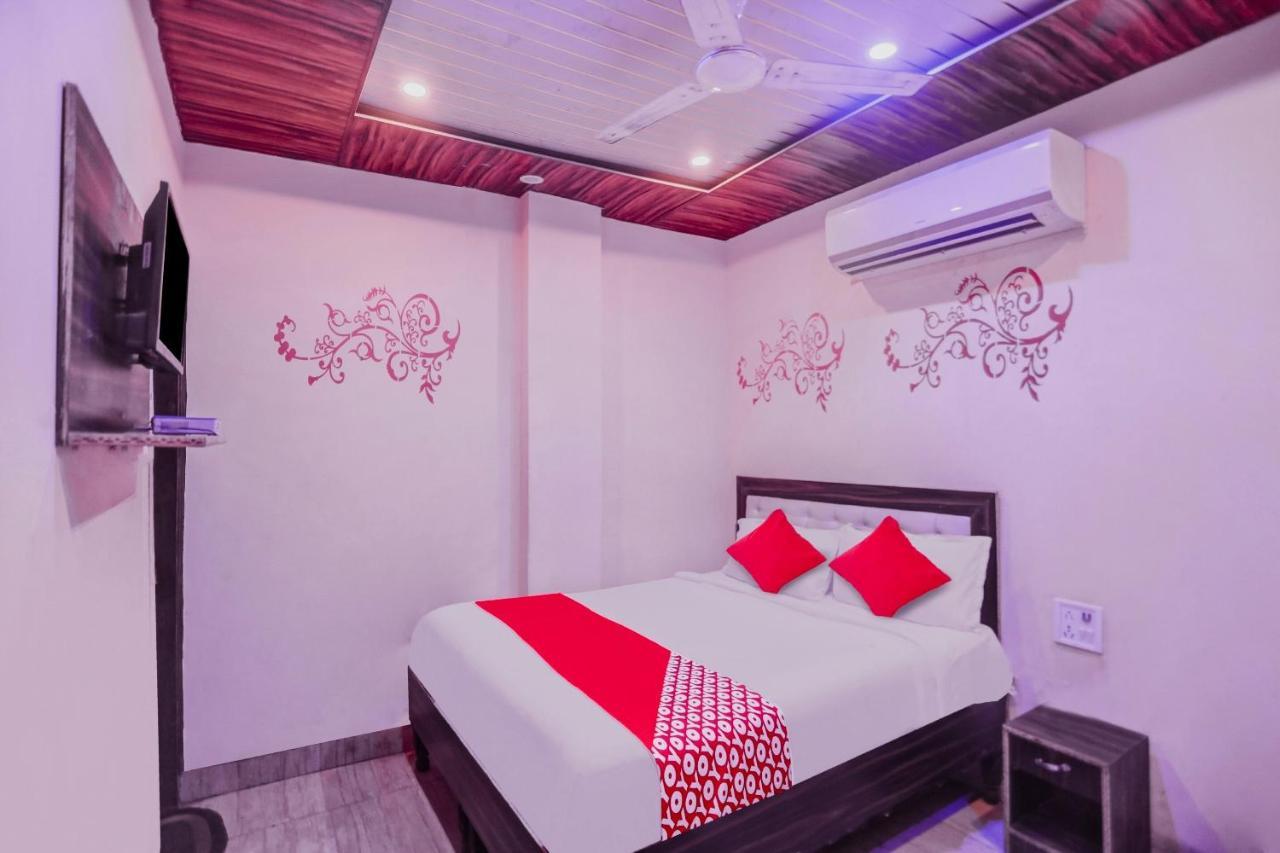O Flgship International Paradis Near Fg Moters Usmaanpur 3rd Pusta New Delhi