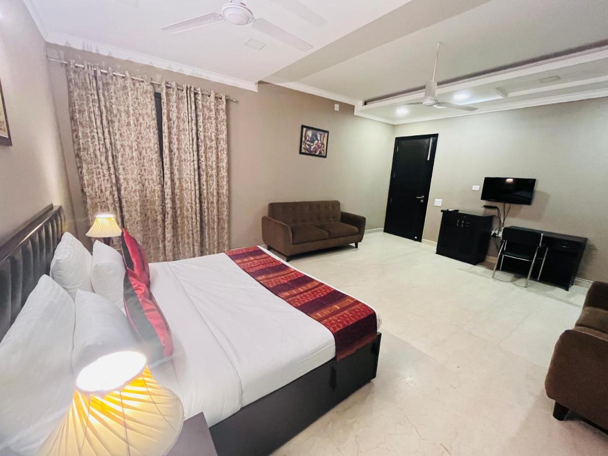 Abode Residency Safdarjung Enclave Near U S Embassy Delhi 3*