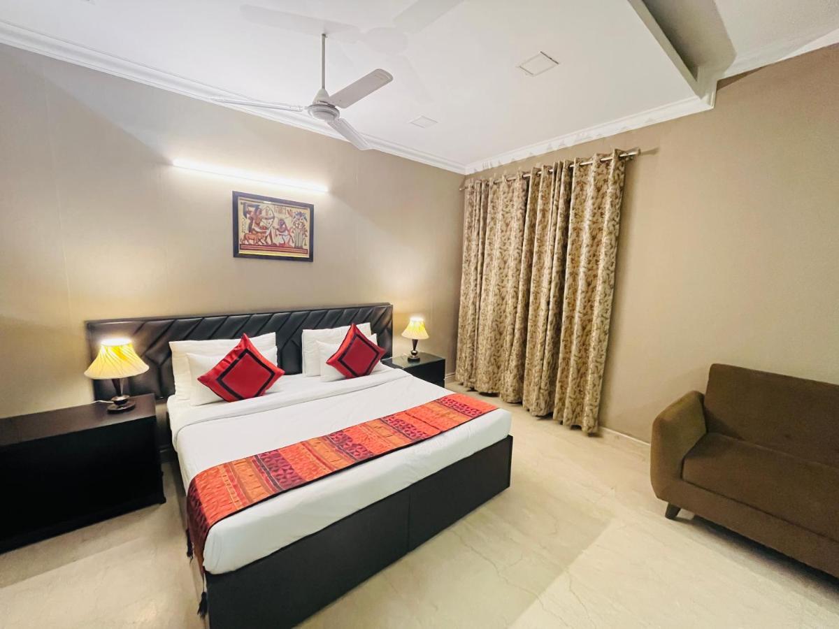 Abode Residency Safdarjung Enclave Near U S Embassy Delhi Hotel 3*