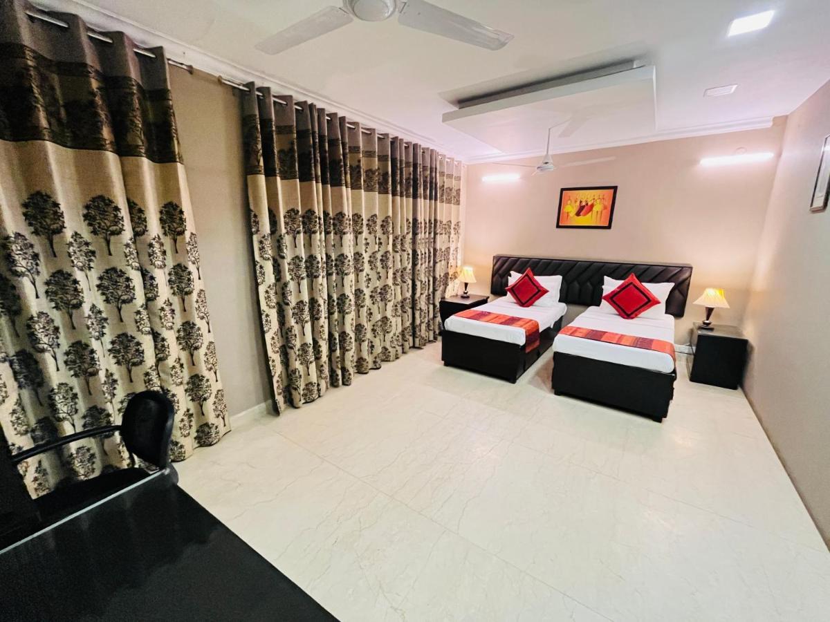 Abode Residency Safdarjung Enclave Near U S Embassy Delhi New Delhi