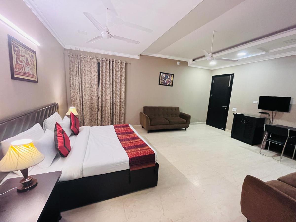Abode Residency Safdarjung Enclave Near U S Embassy Delhi Hotel