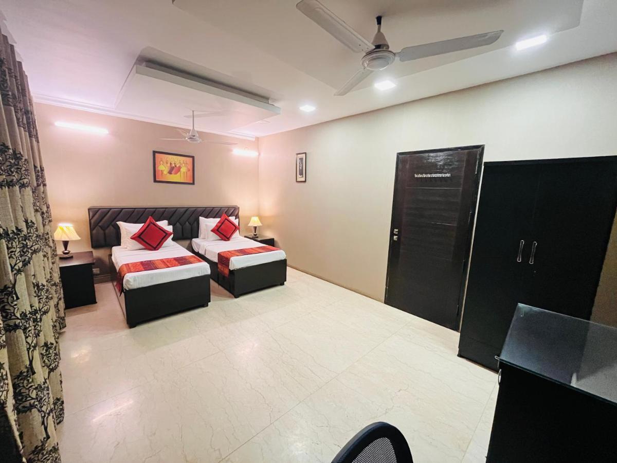 Hotel Abode Residency Safdarjung Enclave Near U S Embassy Delhi New Delhi
