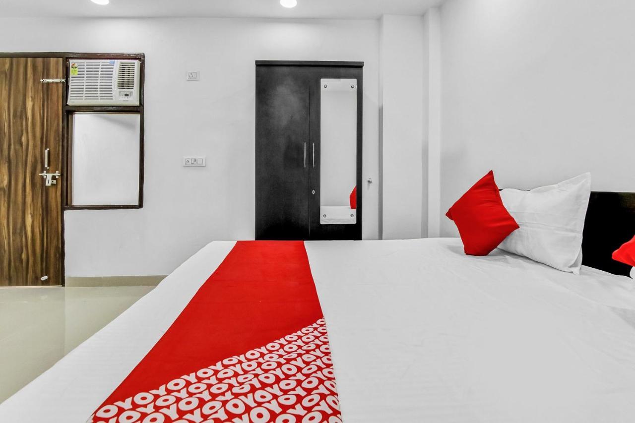 Hotel Flagship Secret Mirage Near Rithala Metro Station New Delhi