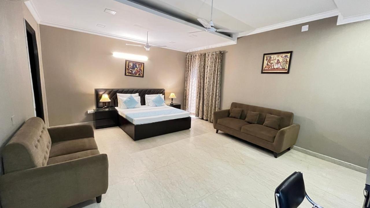 Abode Residency Safdarjung Enclave Near U S Embassy Delhi New Delhi