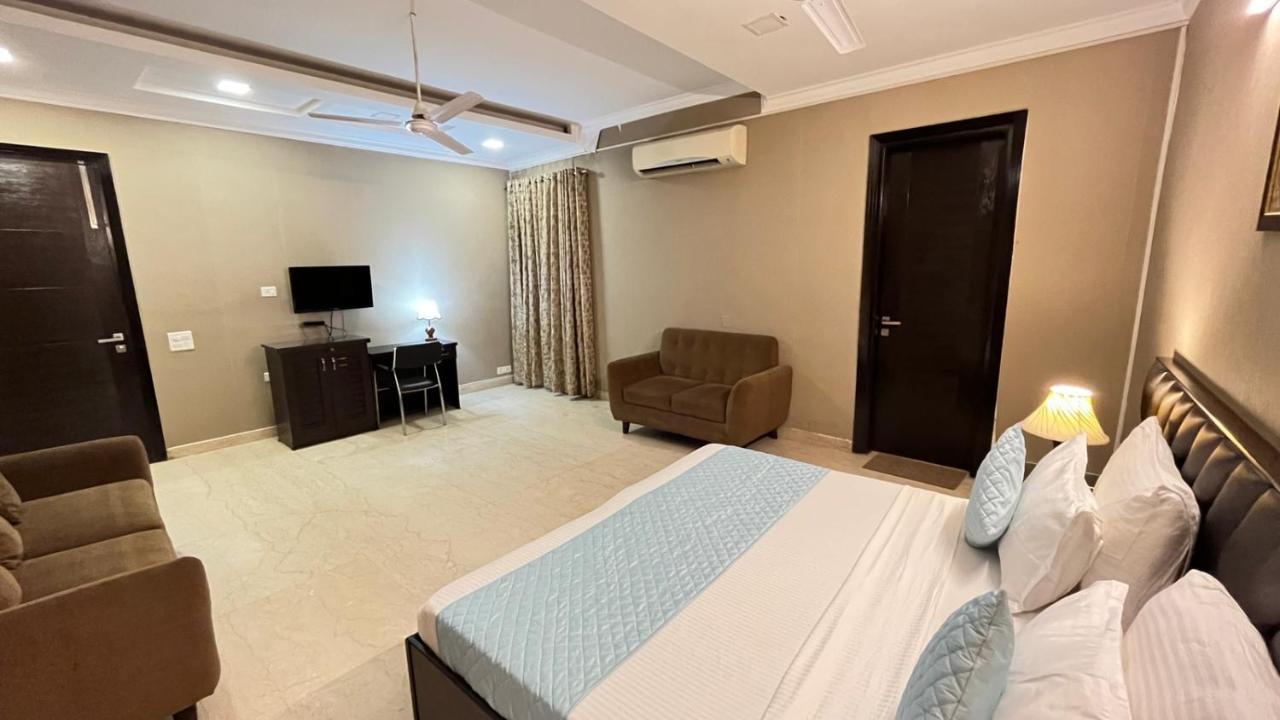 Hotel Abode Residency Safdarjung Enclave Near U S Embassy Delhi New Delhi