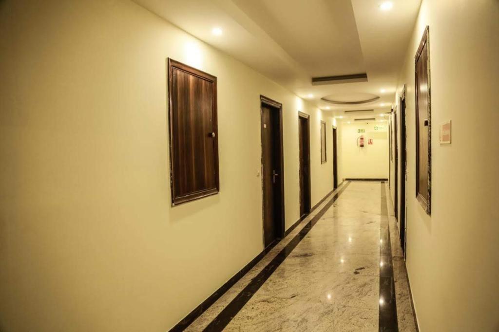 Hotel Samara Kingdom Near Delhi Airport