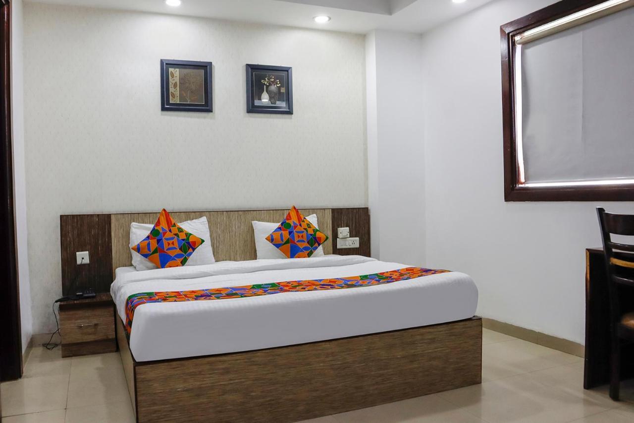 Fabhotel Bell Hotel