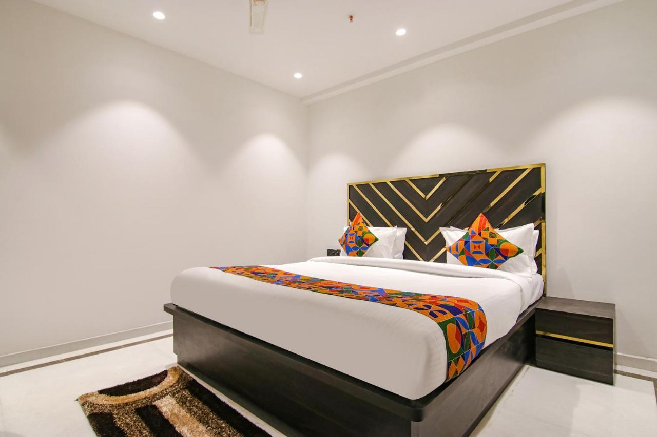 Fabhotel Greysky
