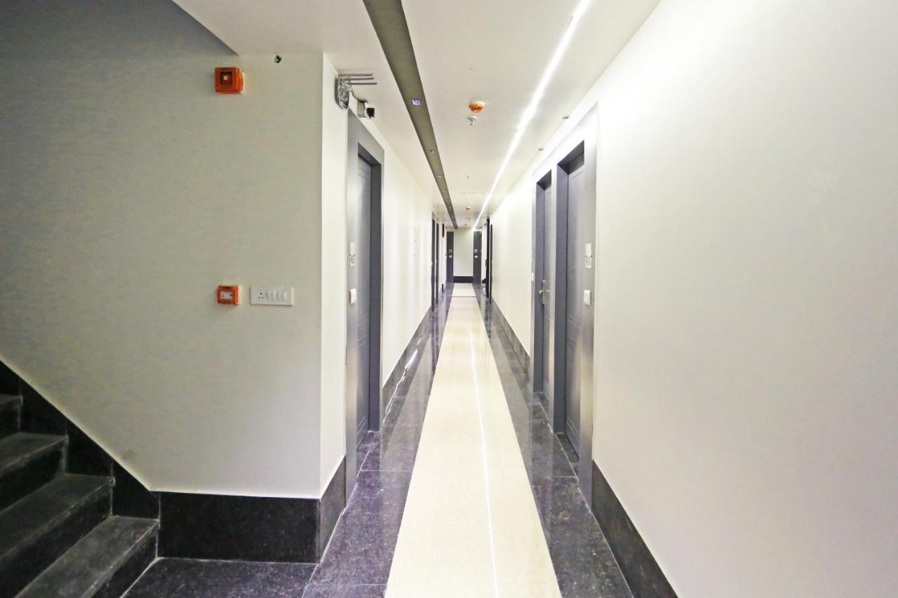 Hotel Apple Tree Residency With Free Airport Transffer