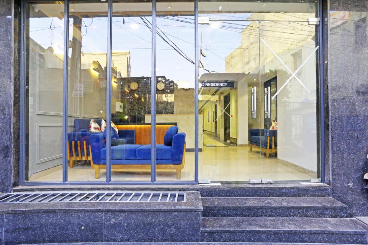 Hotel Apple Tree Residency With Free Airport Transffer New Delhi