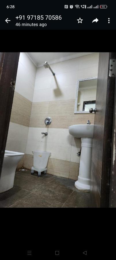 Ambience Suites Near Igi Airport T3 Hotel