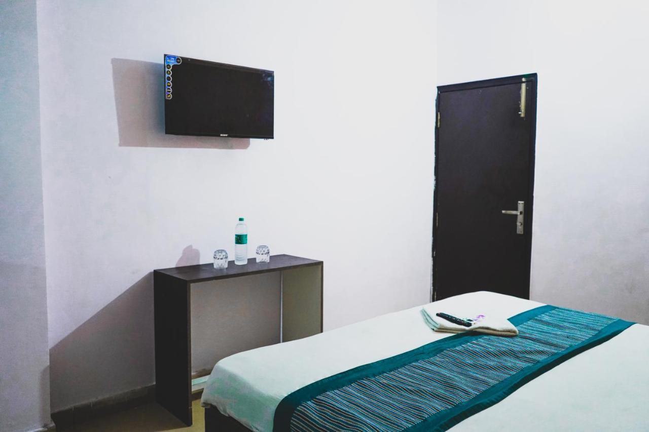 Lisa Homes - Near Terminal 1 - Igi Airport Metro