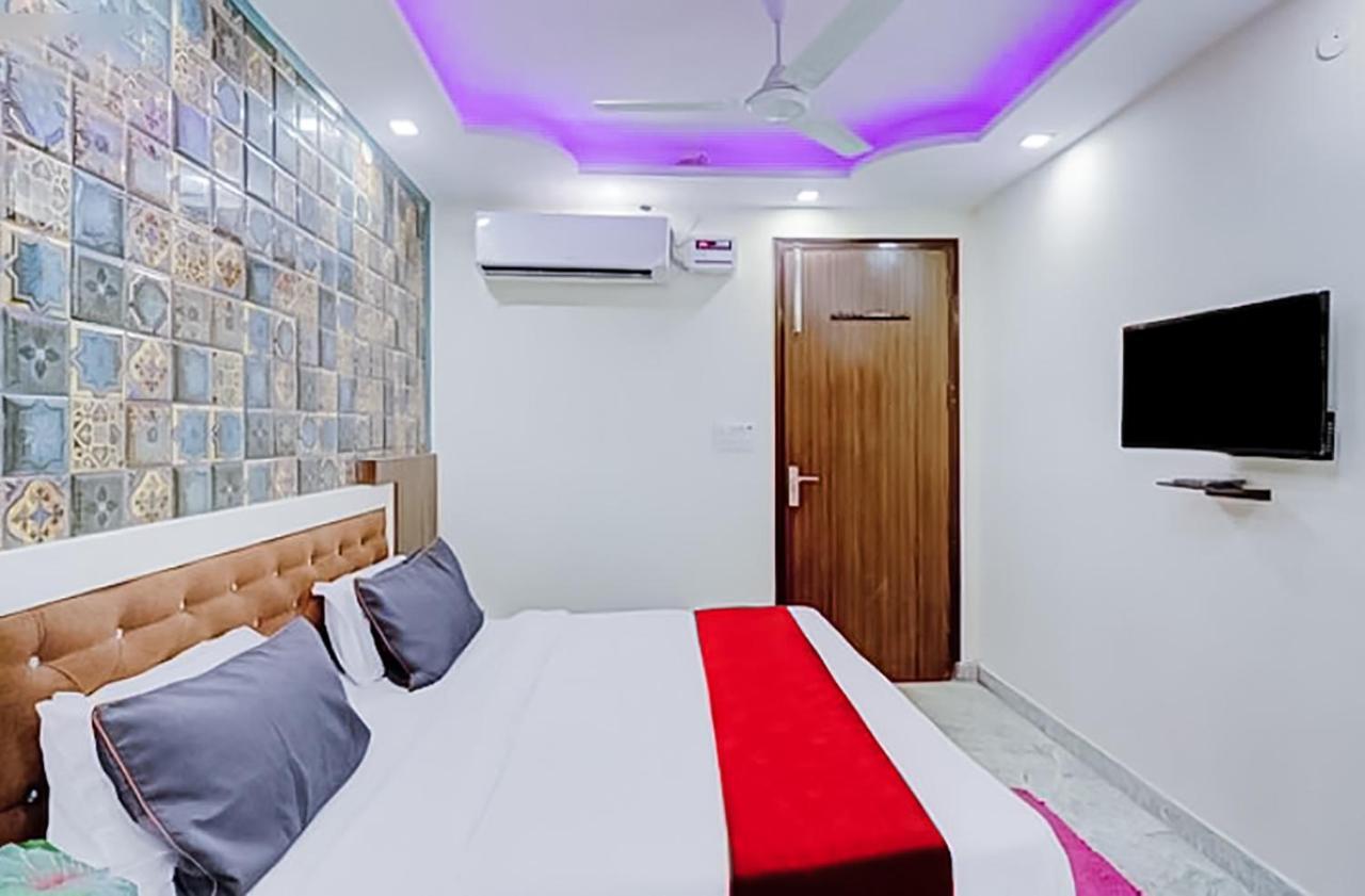 Palace - Jagatpuri 3* New Delhi