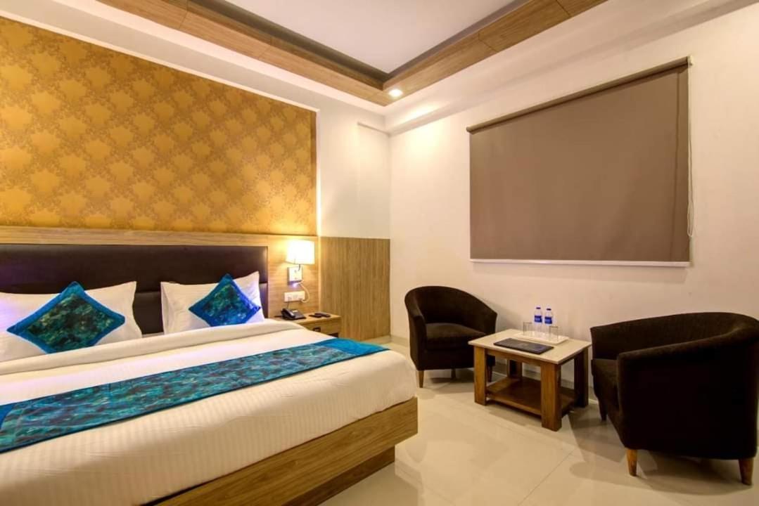 Salt And Rove Aiport Hotel