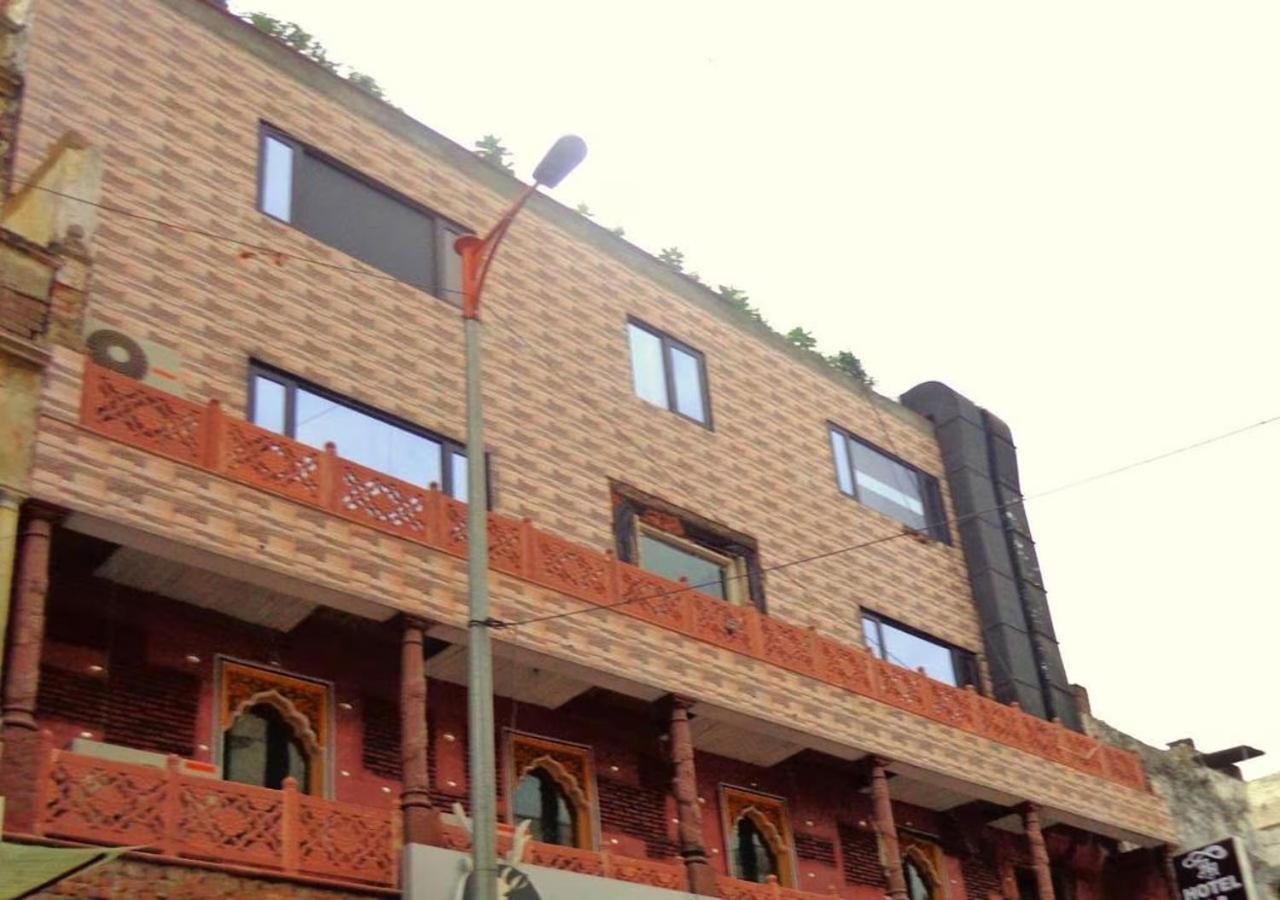 Heritage 3* New Delhi