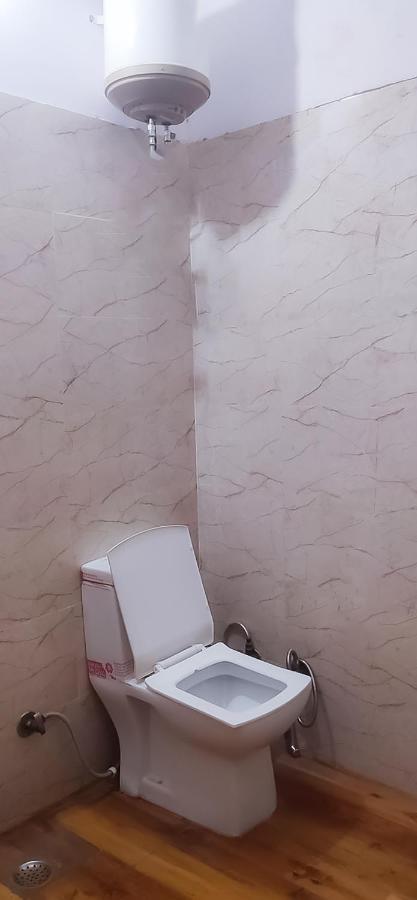 Roomshala 125 Maharaja - Near Majnu Ka Tilla Hotel New Delhi