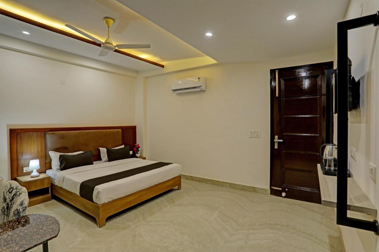 Townhouse Dsr Sector 19 4*