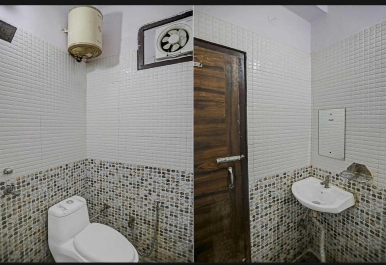 Roomshala 087 Green High - Laxmi Nagar Near Metro New Delhi