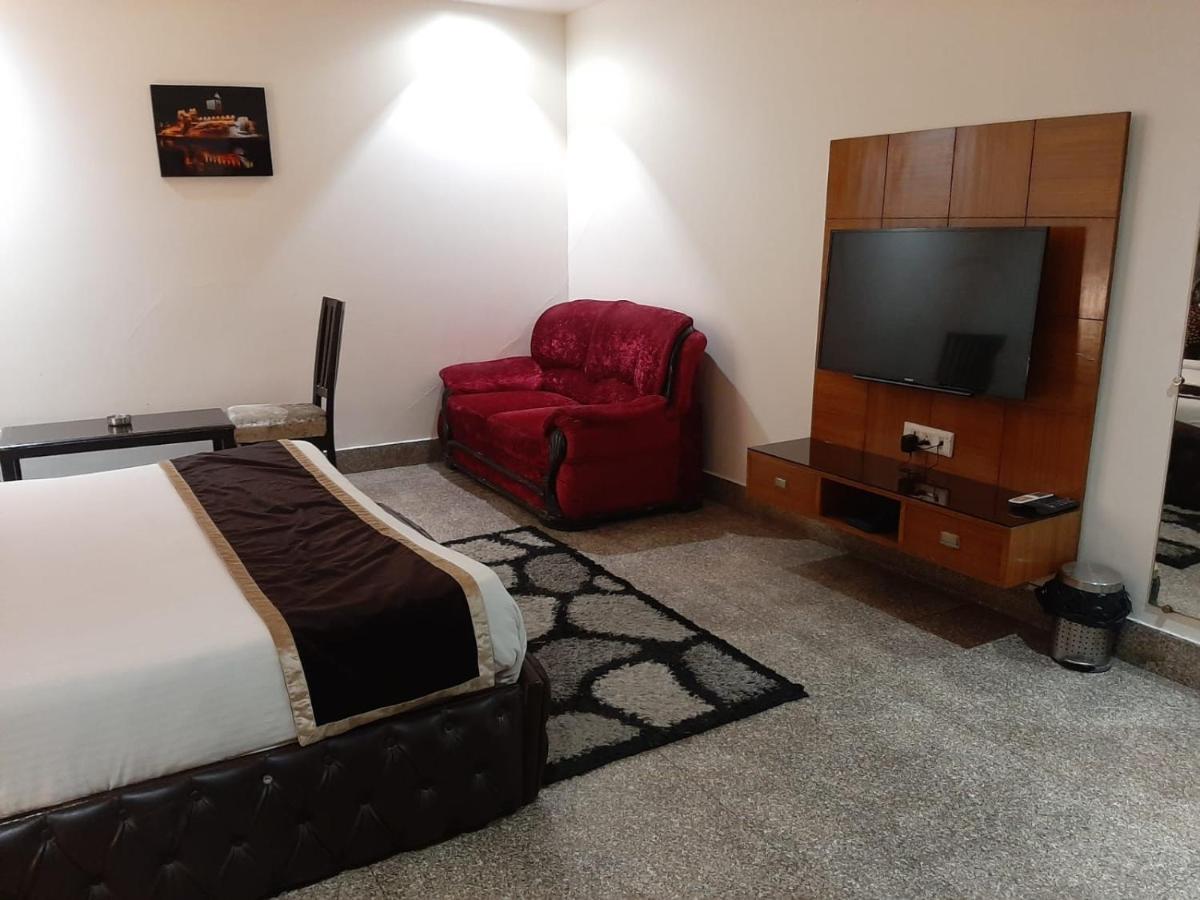 Karan Holidays Hotel Delhi (National Capital Territory of India)