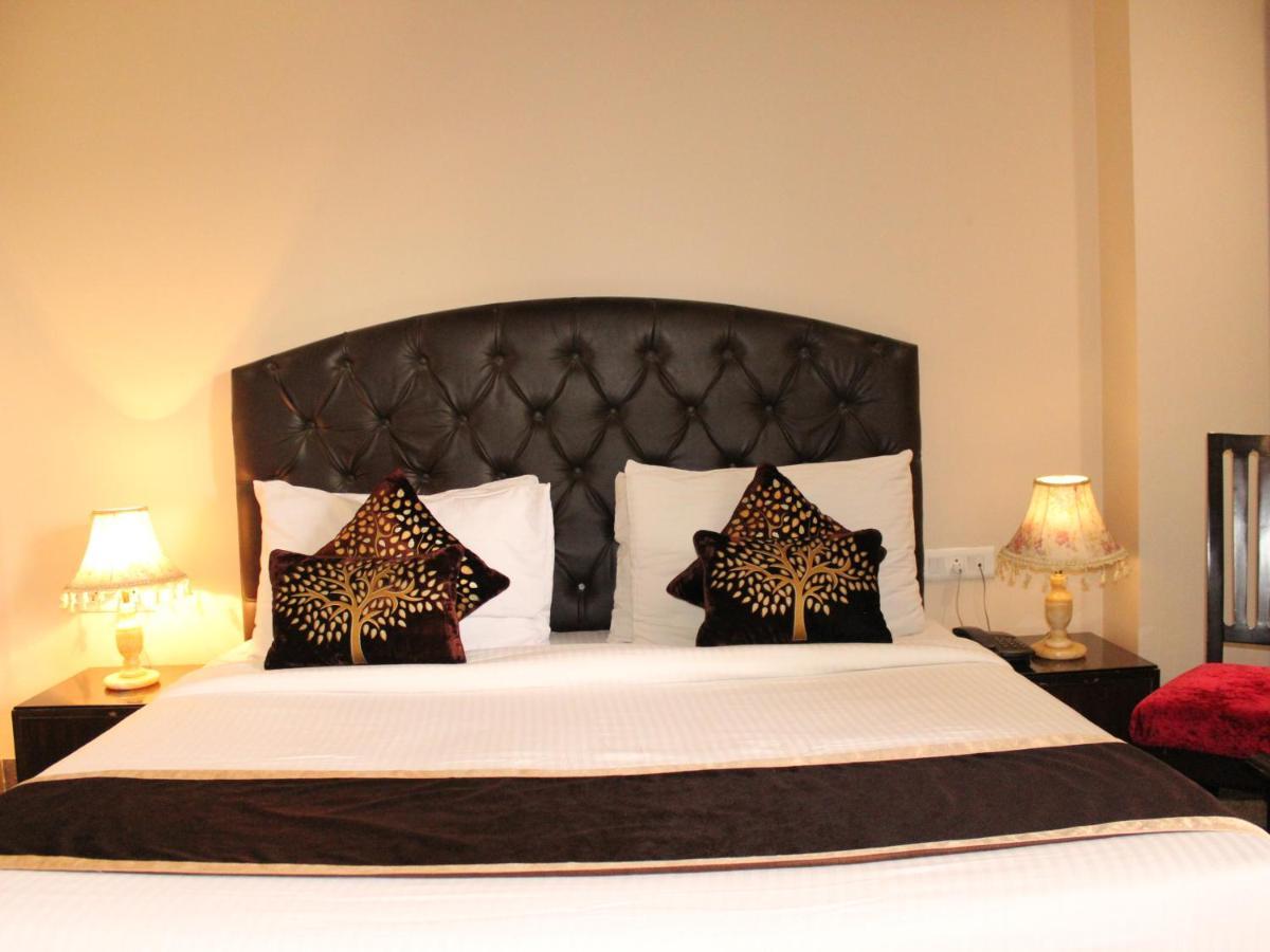 Hotel Karan Holidays