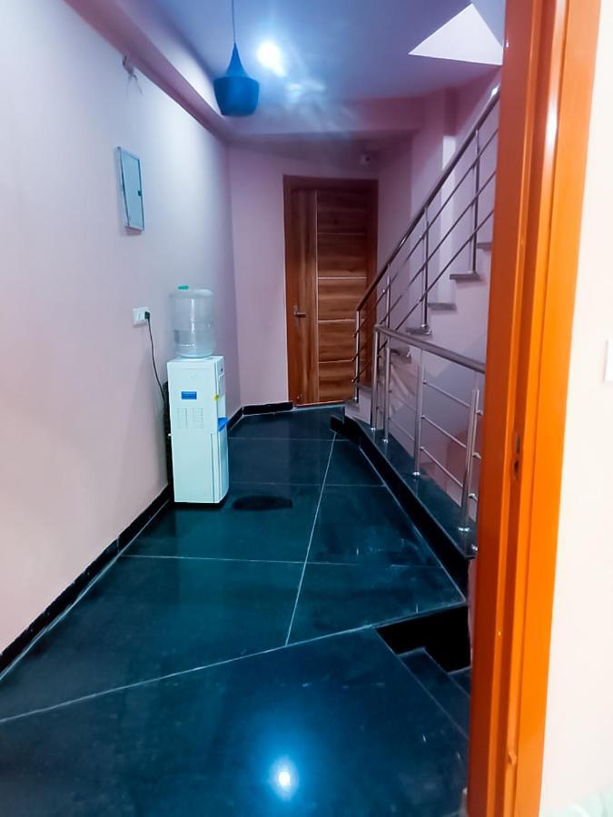 Rose - Dwarka Sec 8 3* New Delhi