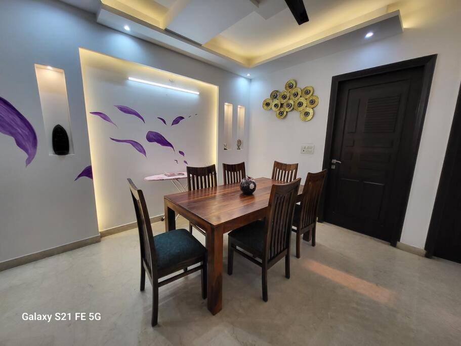 Bnbbuddy Athulyam 3 Bhk Homestay, Shalimar Bagh