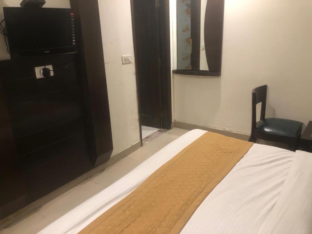 Gaylord 2* New Delhi