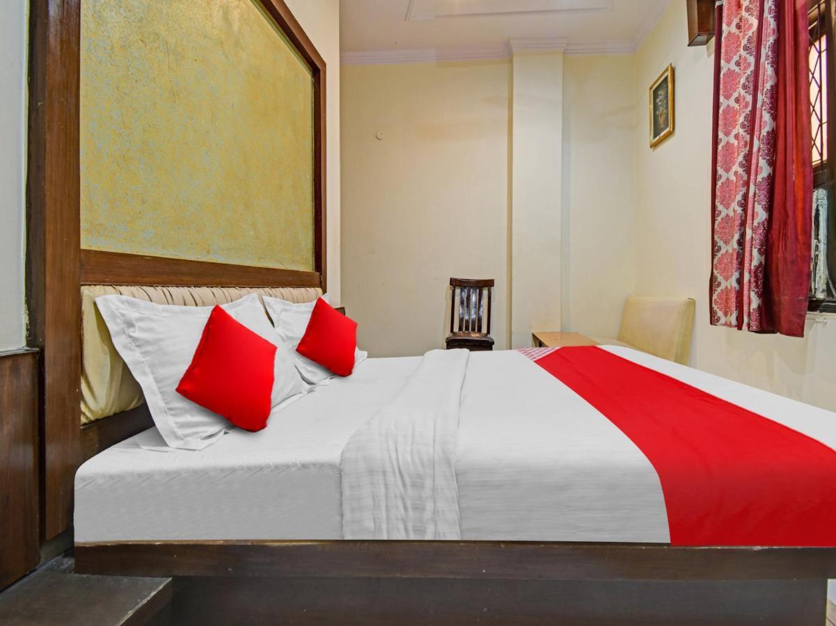 Hotel O 81340 Maanavi New Delhi