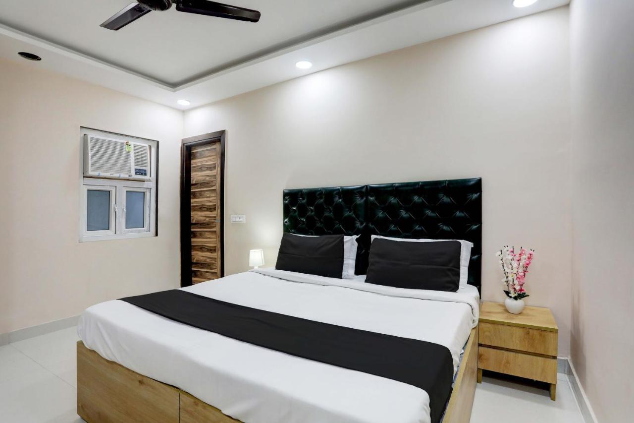 O The Bed Box Hotel New Delhi