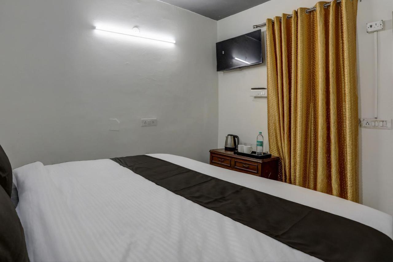 O The Royal Hotel New Delhi