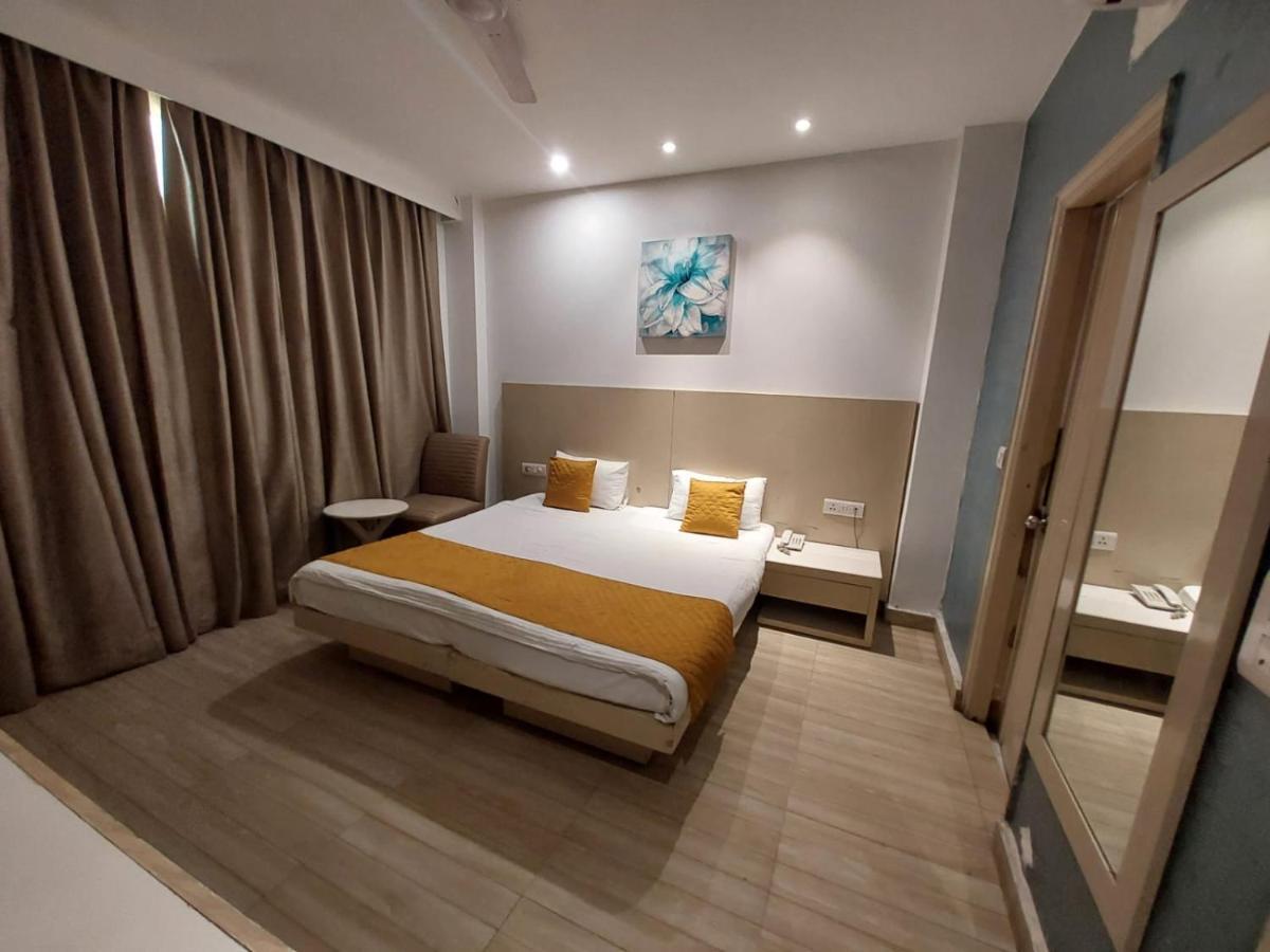 Shanti Palace