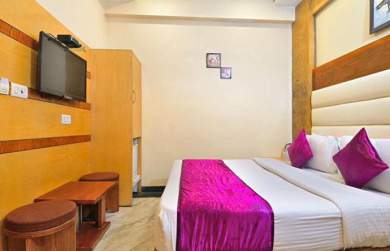 Hotel Hari Piorko Grand - 2 Min From New Railway Station 4*