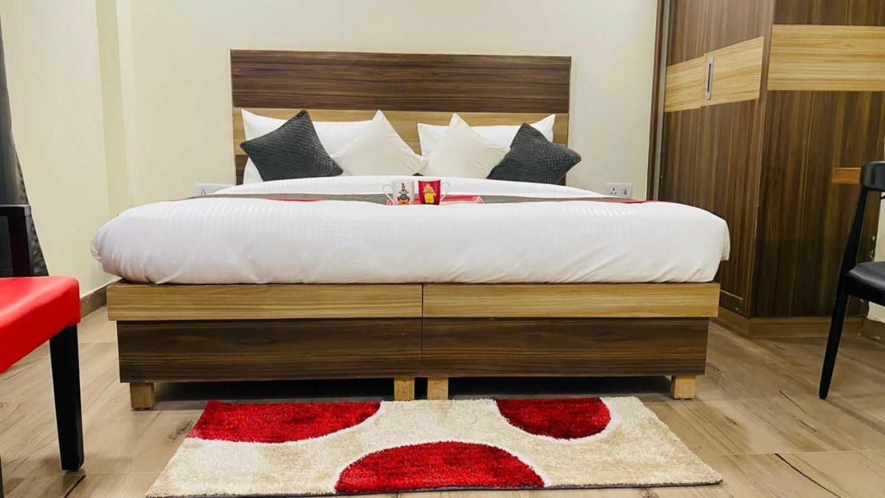 Townhouse Rohini Near Rithala Metro Station 3* Delhi (National Capital Territory of India)