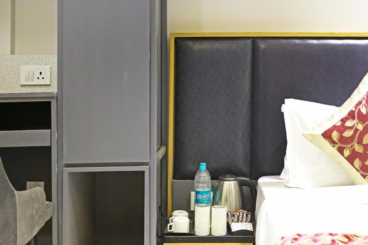 Hotel Apple - Near Delhi Airport With Free Airport Transsfer New Delhi